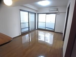 グランパレ北野ハンター坂の洋室