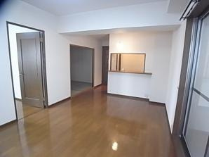 グランパレ北野ハンター坂の居間・リビング