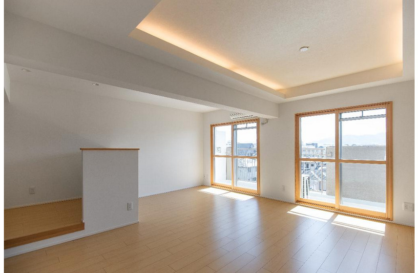 長丘西公園ハウスの居間・リビング|長丘西公園ハウス（3LDK）