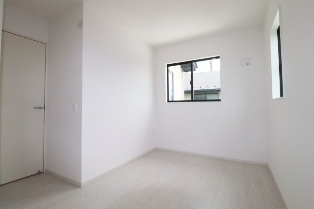 郡山市静町6期　　　  １号棟　　　大成小学校、郡山第７中学区　の洋室