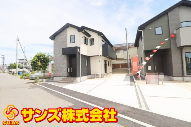 郡山市静町6期　　　  １号棟　　　大成小学校、郡山第７中学区　の外観|南西側から見た駐車場を含む外観