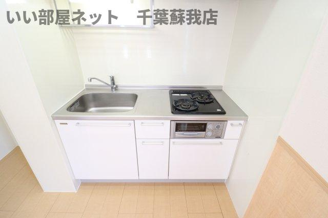 メゾン プレールのキッチン|コンパクトなキッチンで掃除もラクラク