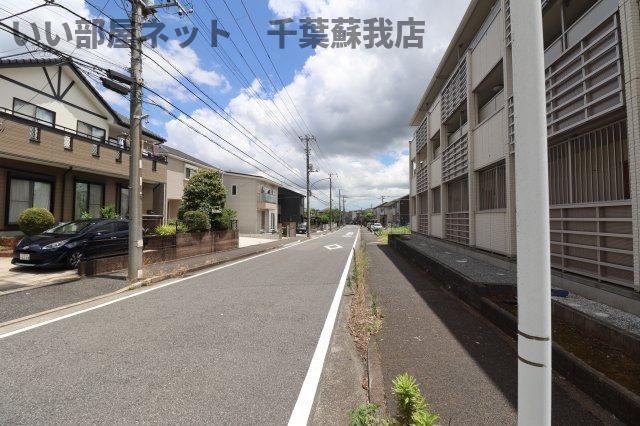 メゾン プレールの周辺