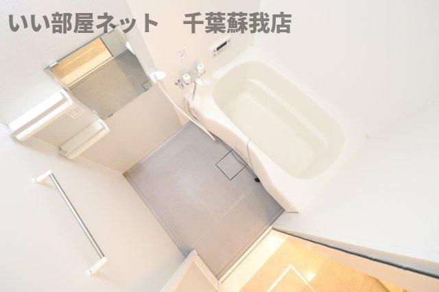 メゾン プレールの浴室|落ち着いた空間のお風呂です