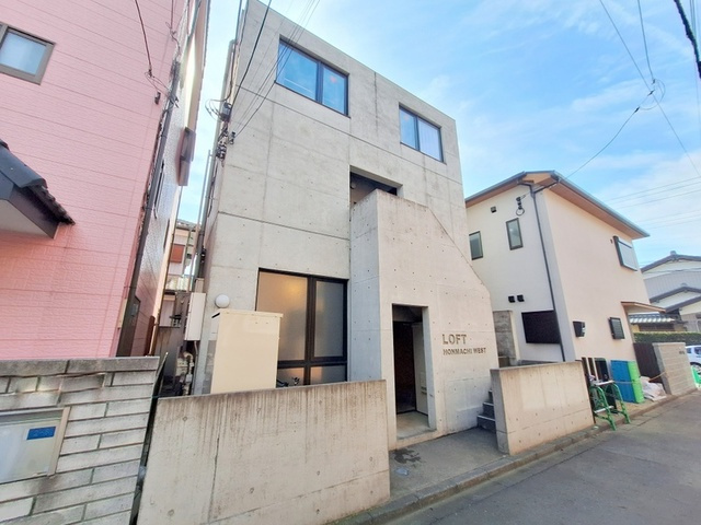 ロフト本町ウエストの外観