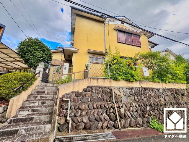 八幡市橋本栗ケ谷の外観