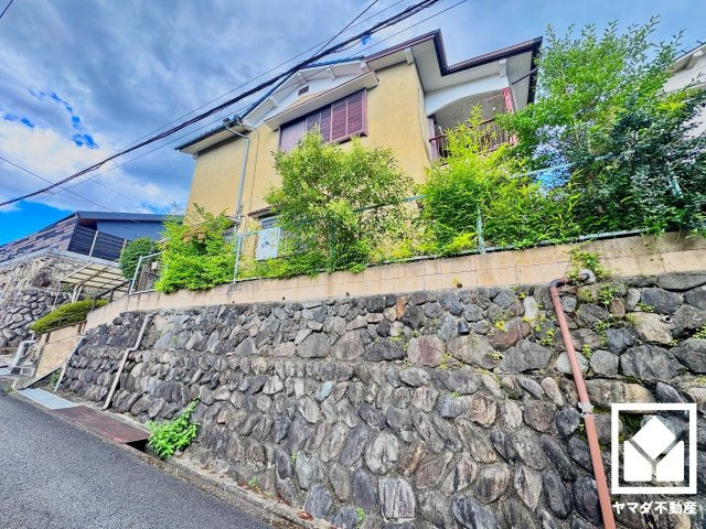 八幡市橋本栗ケ谷の外観