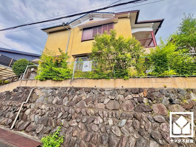 八幡市橋本栗ケ谷の外観