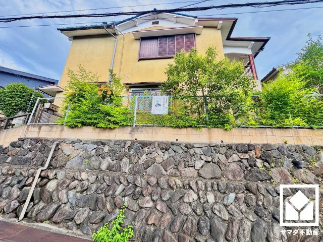 八幡市橋本栗ケ谷の外観