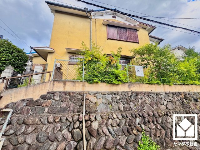 八幡市橋本栗ケ谷の外観