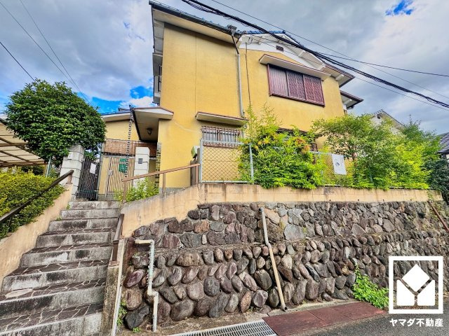 八幡市橋本栗ケ谷の外観