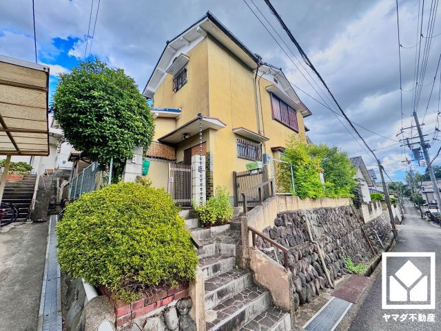 八幡市橋本栗ケ谷の外観