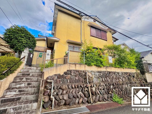 八幡市橋本栗ケ谷の外観