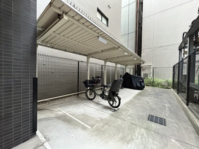 【その他共用部分】 | プレサンスタワー北浜 | プレサンスタワー北浜　バイク置場