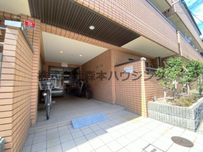 【エントランス】 | 　文夫ハイツⅡ | 落ち着いたエントランスです
