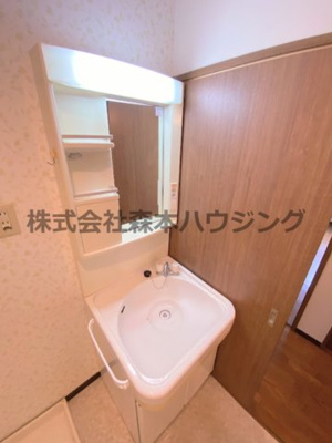 【独立洗面台】 | 　文夫ハイツⅡ | 朝の身支度には欠かせない独立洗面化粧台