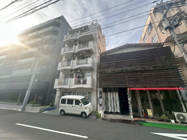 江東区毛利 １棟売りマンションの外観