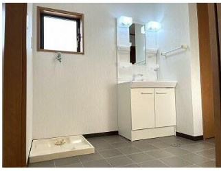  | 岩倉花園町　中古戸建【住居・店舗・事務所・冷蔵庫付】