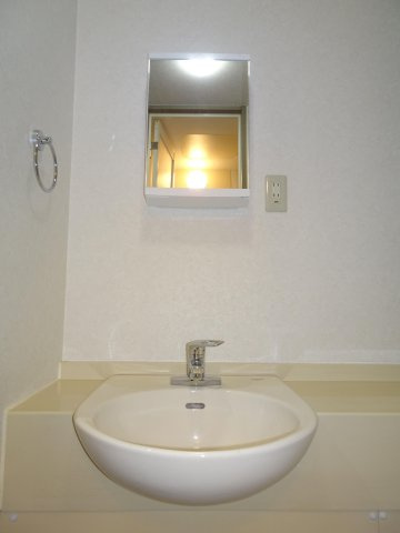 サルヴァトーレ大橋の洗面所