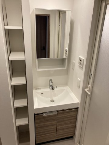 LANDIC O2227の洗面所