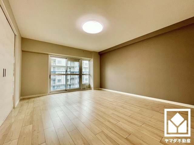 ファミール伏見Ｂ棟