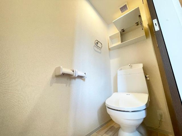 ガルデ寒川のトイレ|シャワー付トイレ