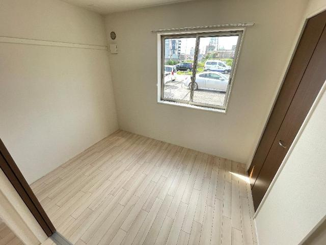 ガルデ寒川の内装|洋室