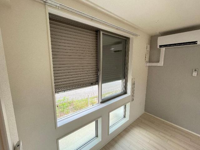 ガルデ寒川の内装|シャッター