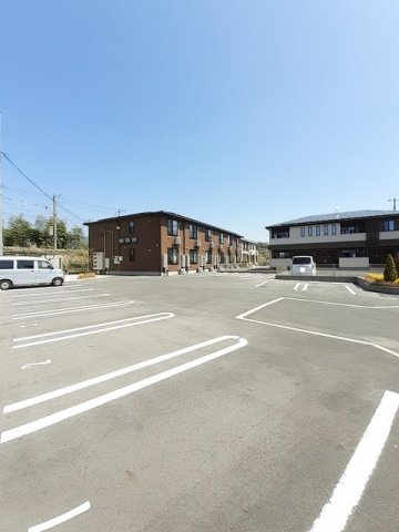 ＢＥＳＴ　ＨＯＵＳＥ　Ⅵの駐車場