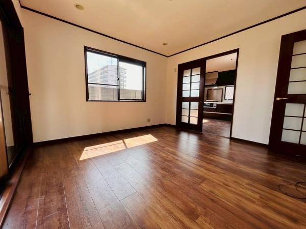 【居間・リビング】