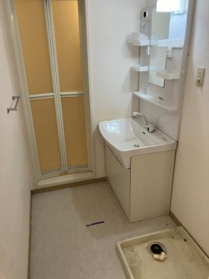 【洗面所】 | コルヌスガーデン　B