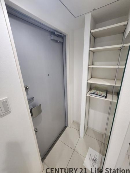 【玄関】 | CREAL三軒茶屋