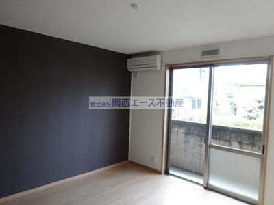 【寝室】 | サンシックス