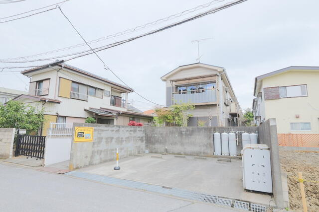 越谷市大字恩間のアパートの画像