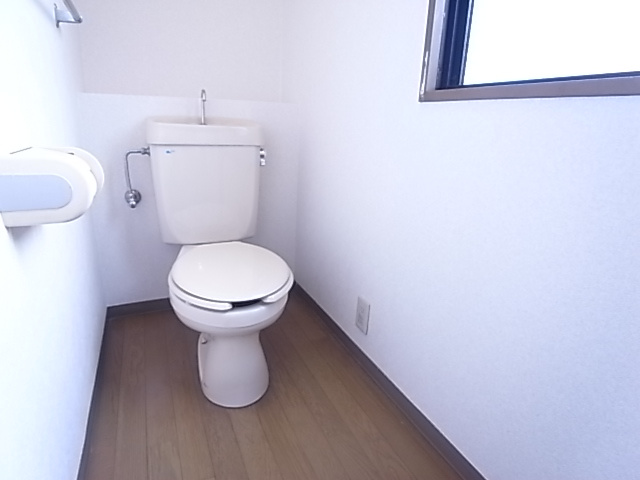 アークパレス誠のトイレ