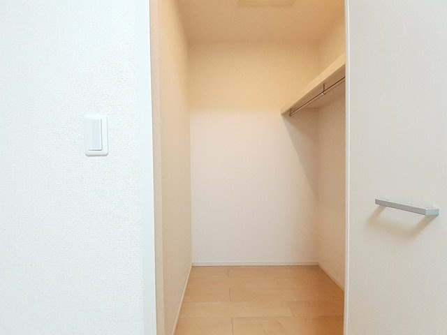 グランツ町村Ⅱの収納|便利な収納スペースです