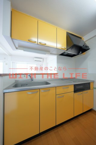 メルローズアソウ【キャッシュバック対象物件】のキッチン|コンパクトなキッチンで掃除もラクラク