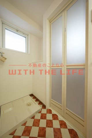 メルローズアソウ【キャッシュバック対象物件】の洗面所|忙しい朝には欠かせない洗面所です