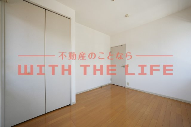 グリーンライフ長門石【キャッシュバック対象物件】の洋室|個人の部屋や寝室として使える洋室です