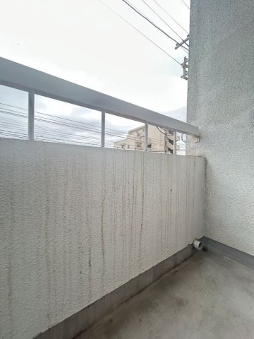 湊川第３マンションのバルコニー