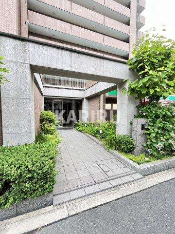 コレンテのエントランス