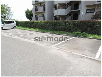 【駐車場】 | 高槻・阿武山九番街東2号棟