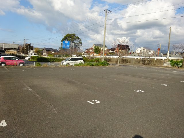 井上駐車場