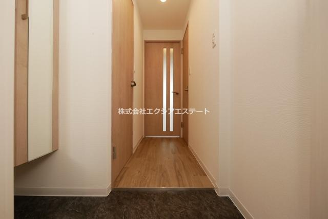メルベージュ難波サウスIIIの玄関