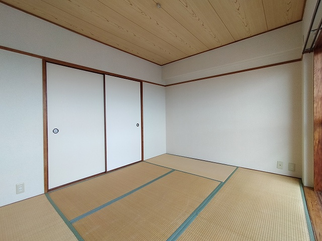 神戸市長田区上池田３丁目の賃貸マンションの内装|和室