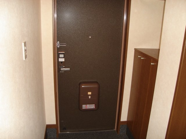 【玄関】 | グレイスヴィラ倉田 | 玄関