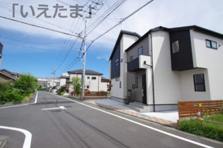 【前面道路含む現地写真】