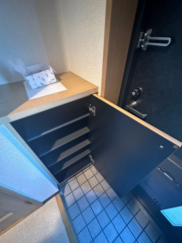 アトレ東梅坪の玄関