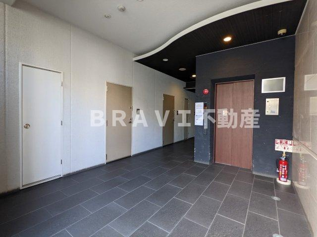プレミアムコート谷町４丁目 BRAVI不動産のロビー|【プレミアムコート谷町4丁目】