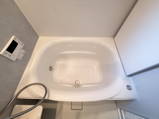 芦屋市茶屋之町貸家の浴室